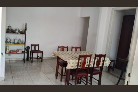 Casa à venda com 3 quartos, 150m² em Vila Carrão, São Paulo
