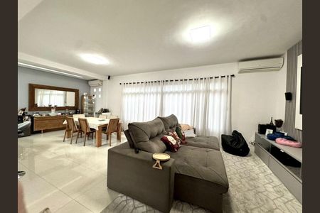 Casa à venda com 3 quartos, 230m² em Rudge Ramos, São Bernardo do Campo