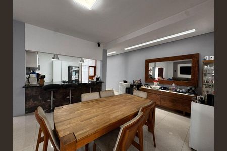 Casa à venda com 3 quartos, 230m² em Rudge Ramos, São Bernardo do Campo