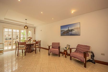 Casa à venda com 4 quartos, 180m² em Paraíso, São Paulo