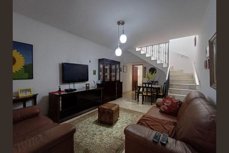Casa à venda com 3 quartos, 132m² em Vila Carrão, São Paulo