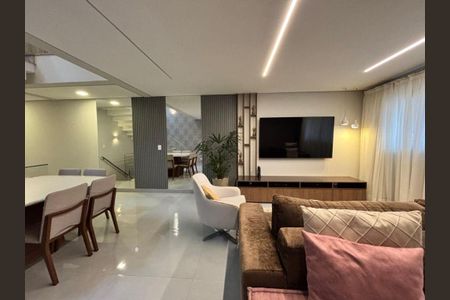 Casa à venda com 3 quartos, 231m² em Cidade Miramar, São Bernardo do Campo