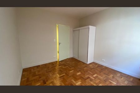 Casa à venda com 2 quartos, 100m² em Vila Elvira, São Paulo