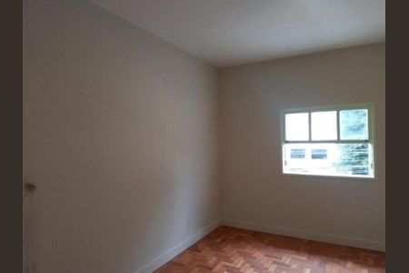 Casa à venda com 2 quartos, 100m² em Vila Elvira, São Paulo