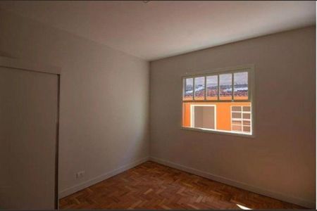 Casa à venda com 2 quartos, 100m² em Vila Elvira, São Paulo
