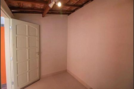 Casa à venda com 2 quartos, 100m² em Vila Elvira, São Paulo