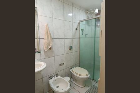 Banheiro de apartamento para alugar com 3 quartos, 109m² em Centro Histórico, Porto Alegre