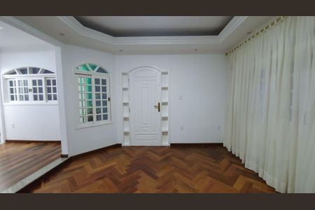 Casa à venda com 3 quartos, 236m² em Vila Regente Feijó, São Paulo