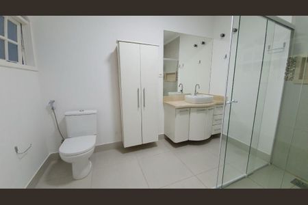 Casa à venda com 3 quartos, 236m² em Vila Regente Feijó, São Paulo