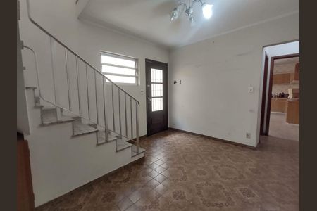 Casa à venda com 3 quartos, 201m² em Jardim Avelino, São Paulo