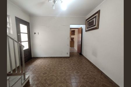 Casa à venda com 3 quartos, 201m² em Jardim Avelino, São Paulo