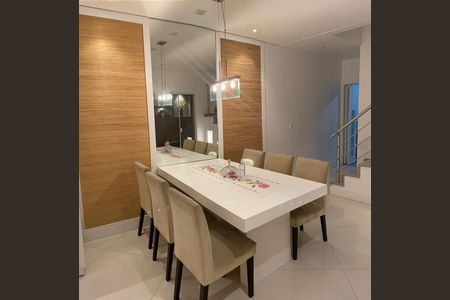 Casa à venda com 174m², 3 quartos e 5 vagas