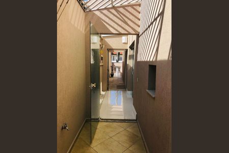 Casa à venda com 174m², 3 quartos e 5 vagas