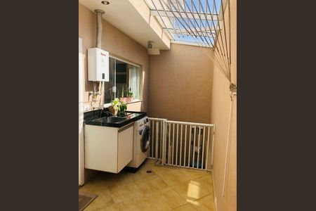 Casa à venda com 174m², 3 quartos e 5 vagas