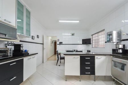 Casa à venda com 4 quartos, 192m² em Maranhão, São Paulo
