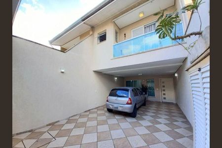 Casa à venda com 250m², 3 quartos e 4 vagas