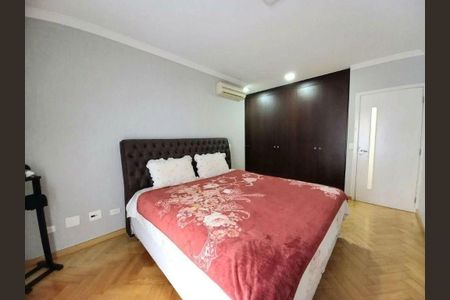 Casa à venda com 250m², 3 quartos e 4 vagas