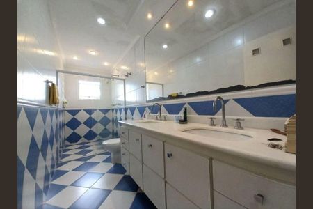 Casa à venda com 250m², 3 quartos e 4 vagas