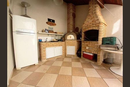 Casa à venda com 250m², 3 quartos e 4 vagas