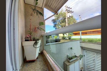 Casa à venda com 250m², 3 quartos e 4 vagas