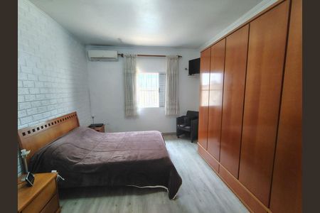 Casa à venda com 3 quartos, 240m² em Vila Mussolini, São Bernardo do Campo