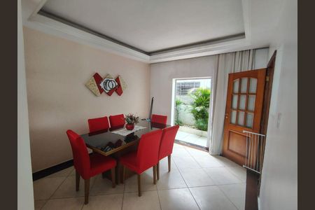 Casa à venda com 3 quartos, 240m² em Vila Mussolini, São Bernardo do Campo