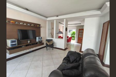 Casa à venda com 3 quartos, 240m² em Vila Mussolini, São Bernardo do Campo