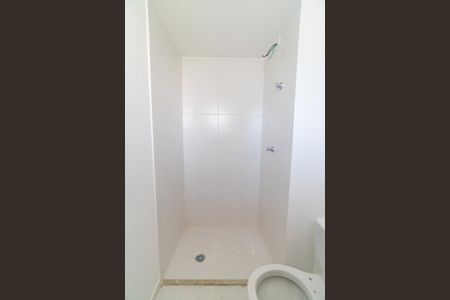 Banheiro de kitnet/studio para alugar com 1 quarto, 24m² em Vila da Saúde, São Paulo