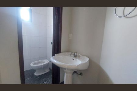 Casa à venda com 3 quartos, 248m² em Vila Ivone, São Paulo