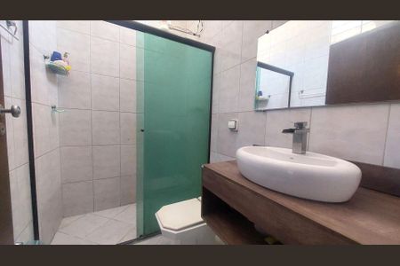 Casa à venda com 3 quartos, 248m² em Vila Ivone, São Paulo