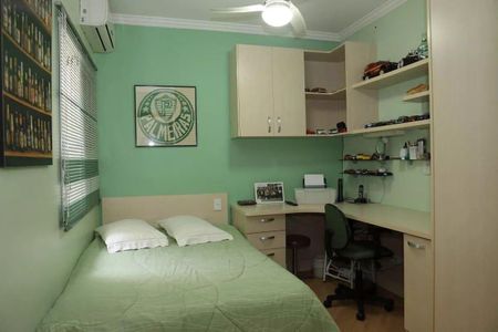 Casa à venda com 3 quartos, 243m² em Nova Petrópolis, São Bernardo do Campo