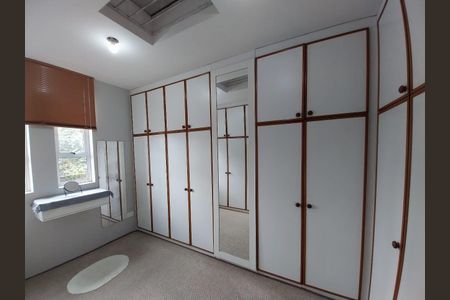 Casa à venda com 3 quartos, 329m² em Morumbi, São Paulo