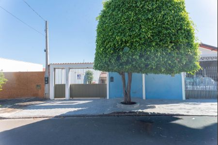 Casa à venda com 400m², 3 quartos e 3 vagasFachada