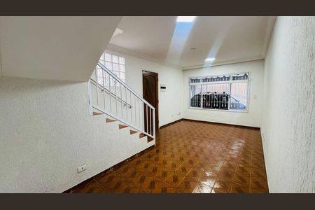 Casa à venda com 136m², 3 quartos e 2 vagas