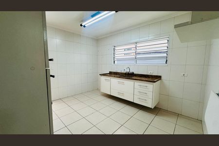 Casa à venda com 136m², 3 quartos e 2 vagas