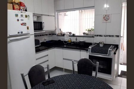 Casa à venda com 115m², 2 quartos e 3 vagas