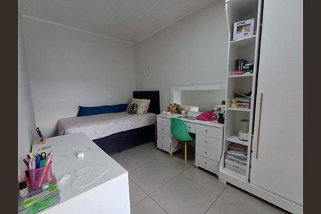Casa à venda com 130m², 3 quartos e 2 vagas
