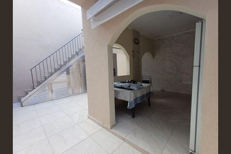 Casa à venda com 130m², 3 quartos e 2 vagas