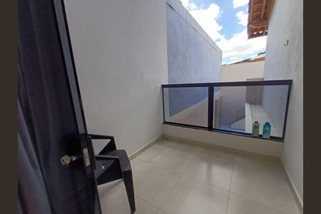 Casa à venda com 130m², 3 quartos e 2 vagas