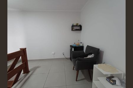 Casa à venda com 3 quartos, 130m² em Vila Carrão, São Paulo