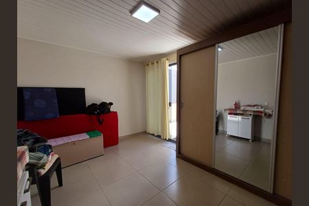 Casa à venda com 130m², 3 quartos e 2 vagas