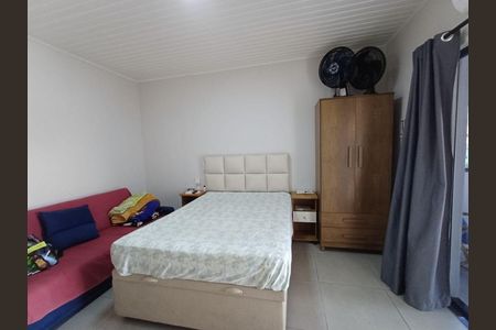 Casa à venda com 3 quartos, 130m² em Vila Carrão, São Paulo