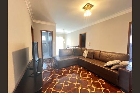Casa à venda com 3 quartos, 280m² em Parque dos Passaros, São Bernardo do Campo