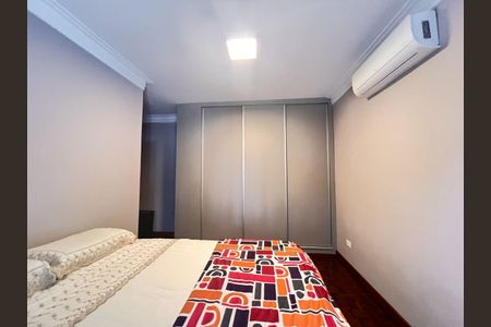 Casa à venda com 3 quartos, 280m² em Parque dos Passaros, São Bernardo do Campo