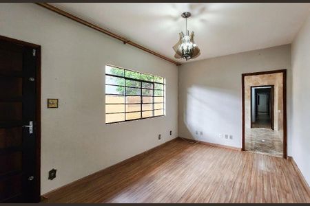 Casa à venda com 3 quartos, 220m² em Baeta Neves, São Bernardo do Campo