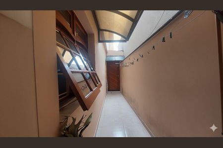 Casa à venda com 92m², 3 quartos e 2 vagas