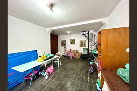 Casa à venda com 3 quartos, 248m² em Tatuapé, São Paulo