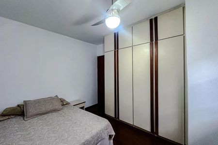 Casa à venda com 4 quartos, 230m² em Água Rasa, São Paulo