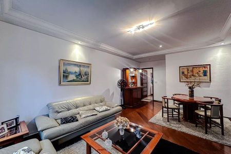 Casa à venda com 4 quartos, 230m² em Água Rasa, São Paulo