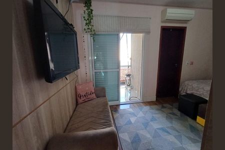 Casa à venda com 3 quartos, 156m² em Vila Carrão, São Paulo